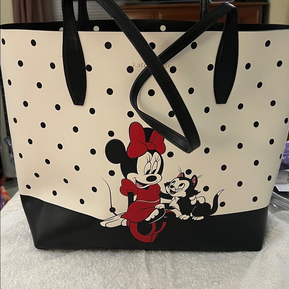 Disney x kate spade new york minnie mouse tote bag reversible black polka dot